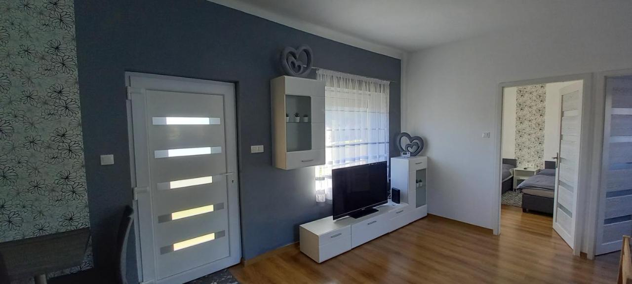 Appartement Be-Le-Valo Apartman à Szécsény Extérieur photo