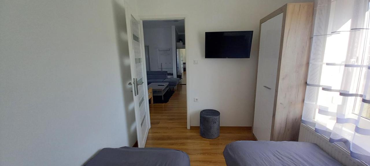 Appartement Be-Le-Valo Apartman à Szécsény Extérieur photo